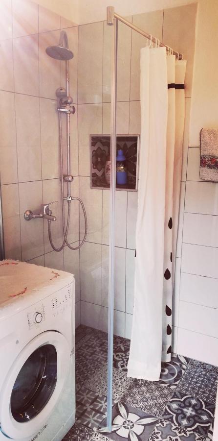 Holiday Home Burba Komiza Bagian luar foto