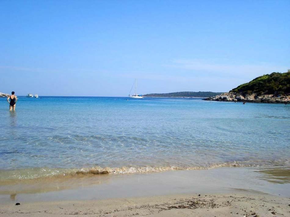 Holiday Home Burba Komiza Bagian luar foto